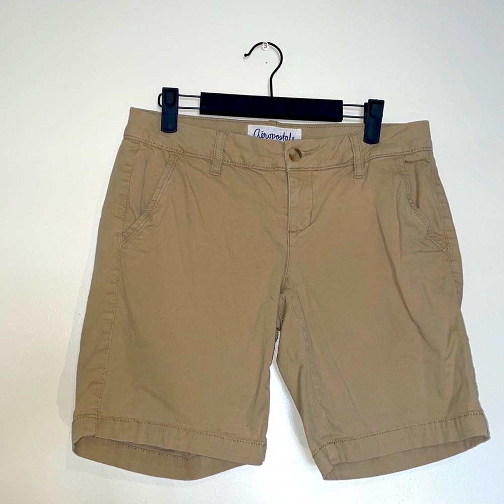 Aeropostale | Midlength Tan Shorts